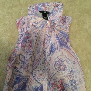 Sleeveless button down